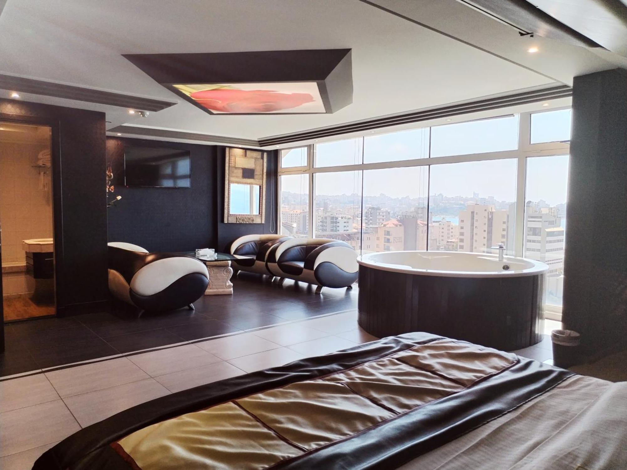 Dolls Hotel By Eurostars (Adults Only) Jounieh Eksteriør billede